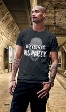 Lade das Bild in den Galerie-Viewer, No Techno No Party T-Shirt
