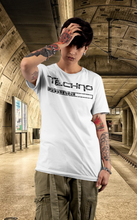 Lade das Bild in den Galerie-Viewer, TECHNO T-Shirt
